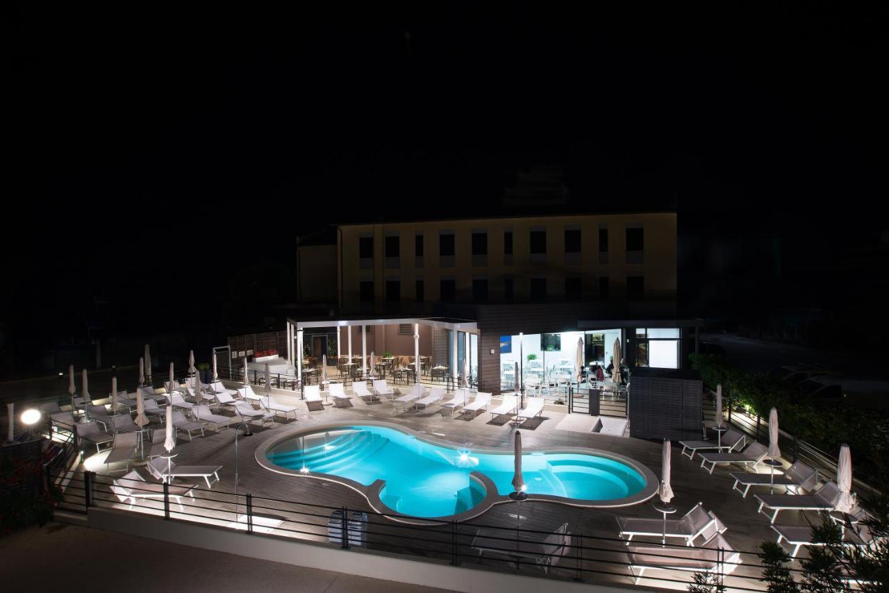 Hotel Ristorante Dante Torgiano Eksteriør bilde