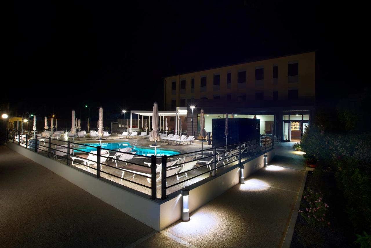 Hotel Ristorante Dante Torgiano Eksteriør bilde